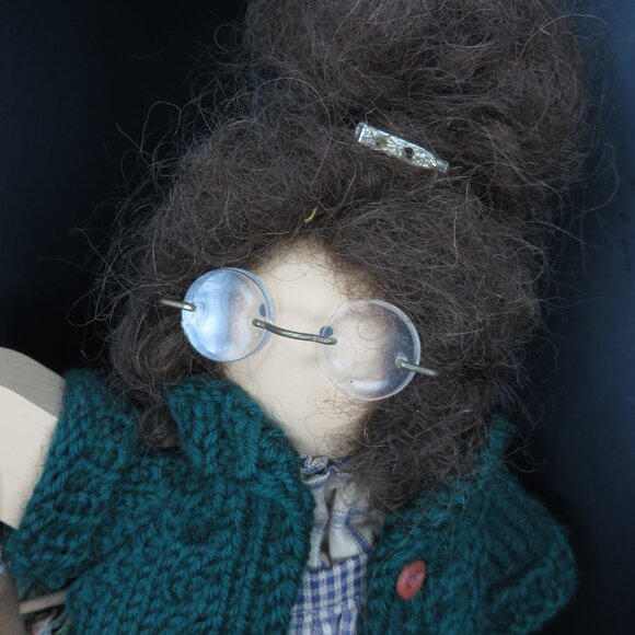 Lizzie High Doll - Picture 2 of 6